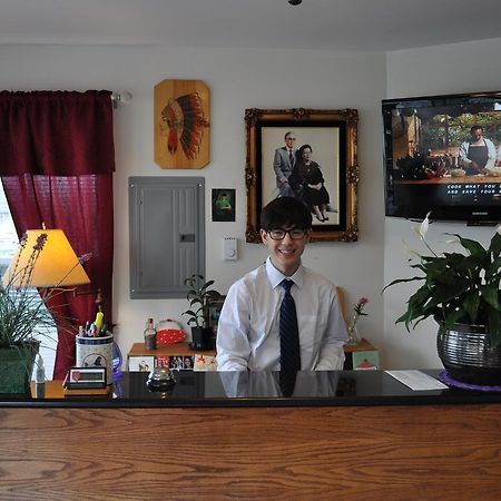 Raymond Golden Lion Motel المظهر الخارجي الصورة