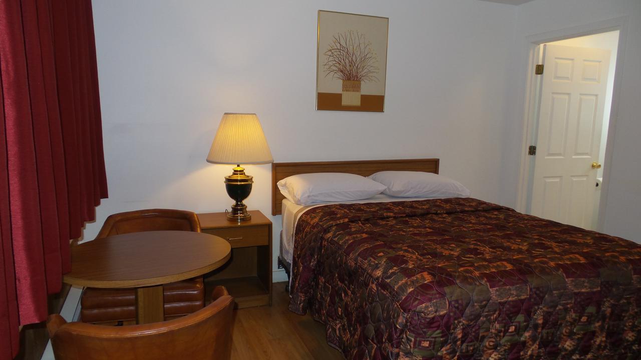 Raymond Golden Lion Motel المظهر الخارجي الصورة